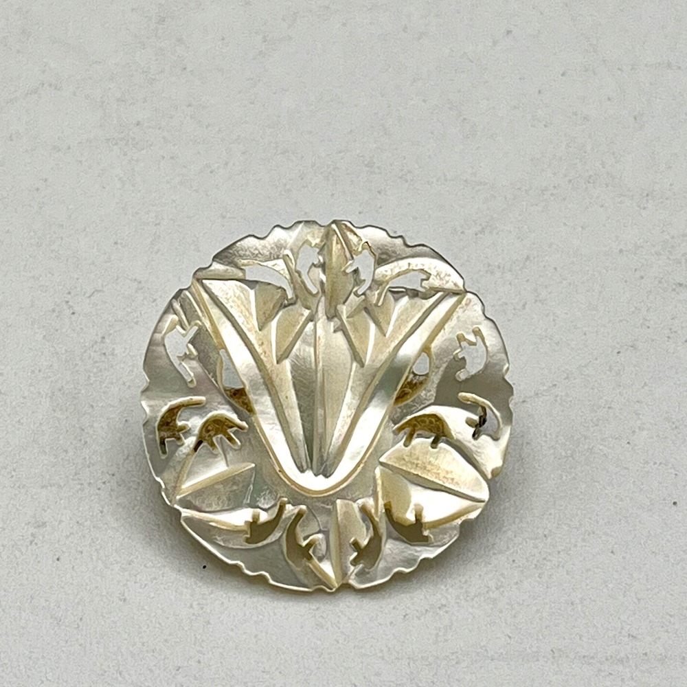 Vintage Bethlehem Mother of Pearl Hand Carved Floral Round Brooch Pin 1 Inch